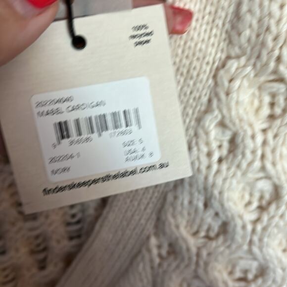 $190 NWT FINDERS KEEPERS Australia Mabel cropped cardigan ivory S - Picture 8 of 11